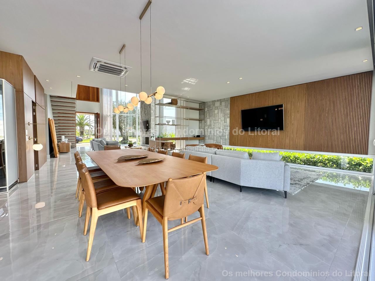 CASA BEIRA LAGO À VENDA NO CONDOMÍNIO SENSE | 458 m² | 5 SUÍTES | Xangri-Lá — Xangri-lá