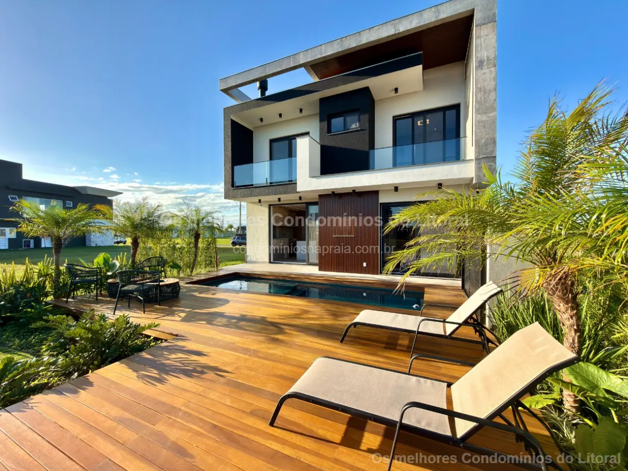 EXCLUSIVIDADE BEIRA LAGO NO CONDOMÍNIO ALLURE | 4 SUÍTES | XANGRI-LÁ — Xangri-lá