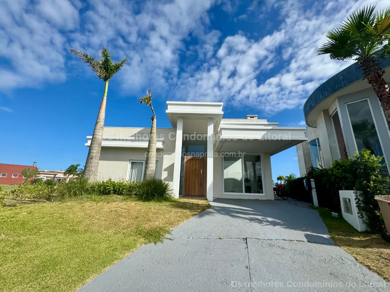 CASA MOBILIADA À VENDA NO CONDOMÍNIO RIVIERA XANGRI-LÁ | 276 m² | 6 SUÍTES | XANGRI-LÁ — Xangri-lá