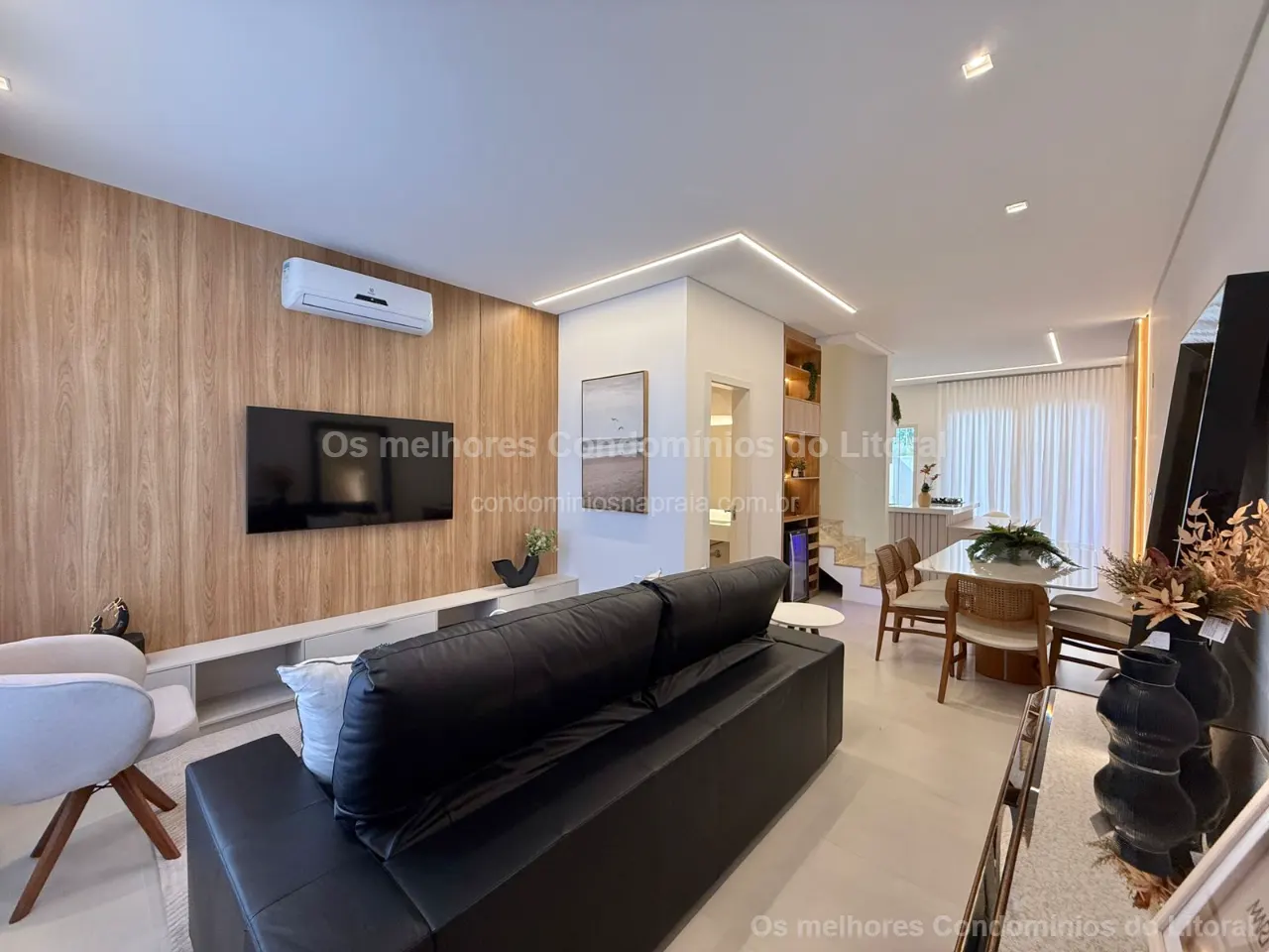 CASA À VENDA NO CONDOMÍNIO MURANO | 120 m² | 2 SUÍTES | CAPÃO DA CANOA — Capão da Canoa