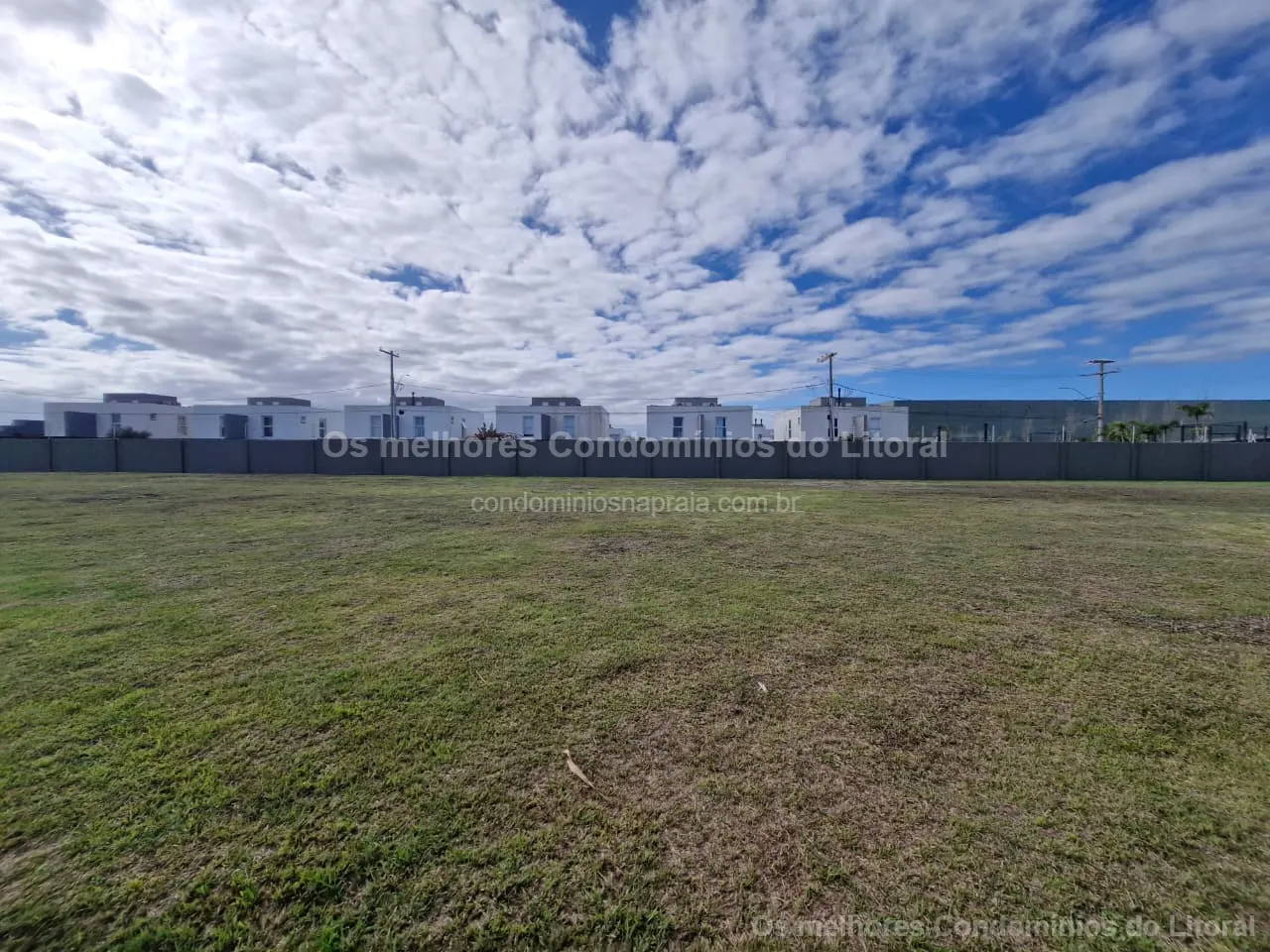SUPER LOTE À VENDA NO CONDOMÍNIO LÓTUS | 675,00 m² | FRENTE SUL | XANGRI-LÁ — Xangri-lá
