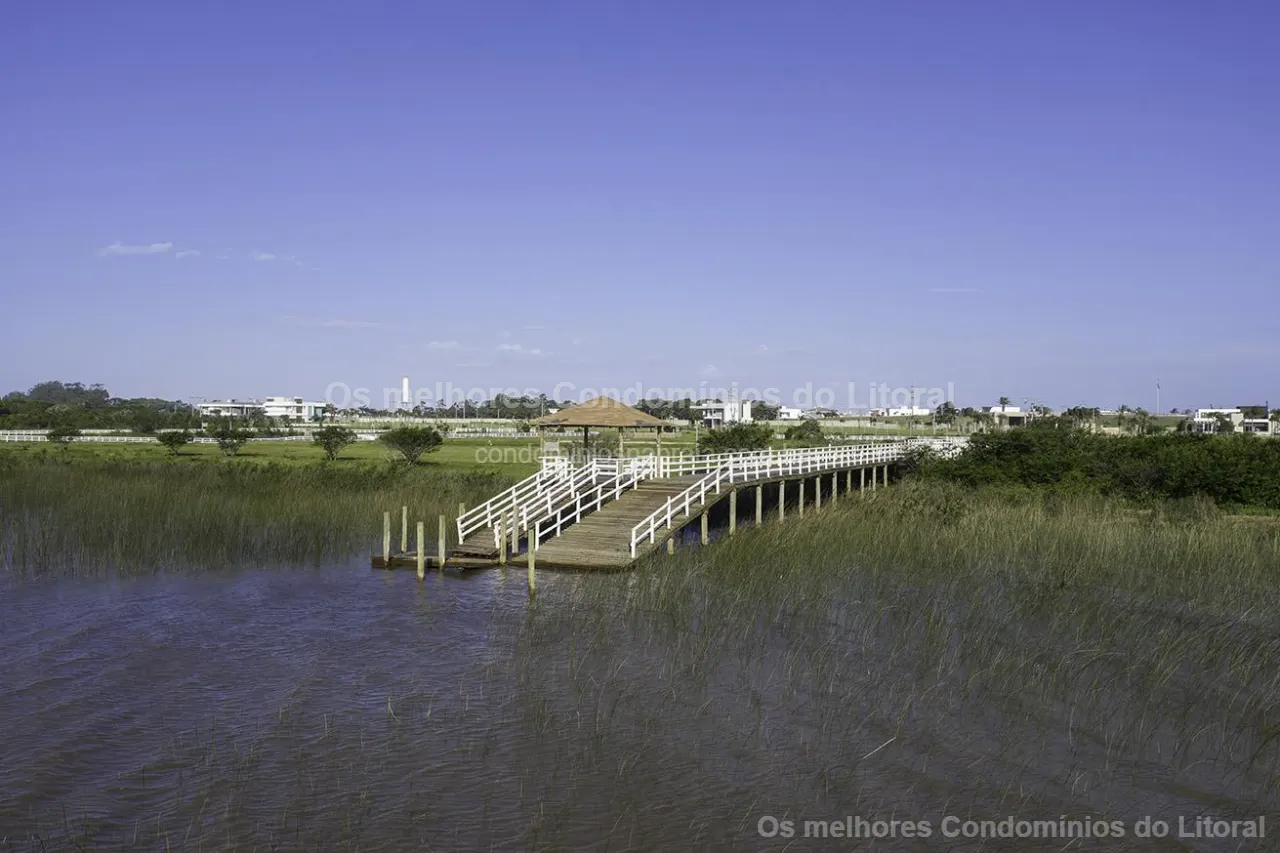 LOTE À VENDA NO CONDOMÍNIO VELAS DA MARINA | 450 m² | CAPÃO DA CANOA — Capão da Canoa