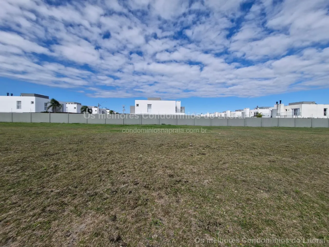 LOTE À VENDA NO CONDOMÍNIO LÓTUS | 450 m² | ATLÂNTIDA — Xangri-lá