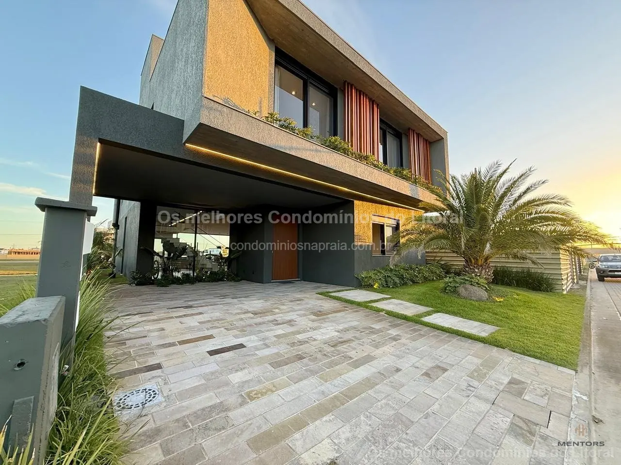 CASA À VENDA NO CONDOMÍNIO AMARÉ | 6 SUÍTES | MOBILIADA E DECORADA | FRENTE NORTE | XANGRI-LÁ — Xangri-lá