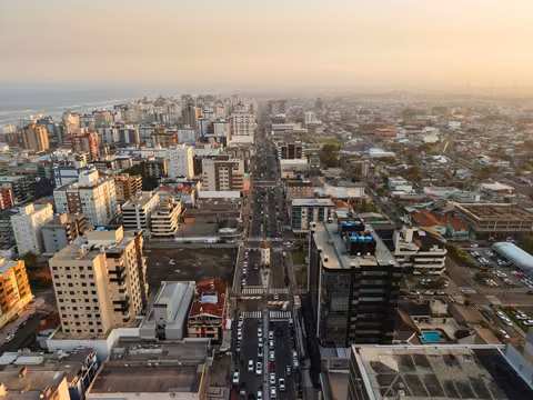 Avenida e centro de Capão da Canoa